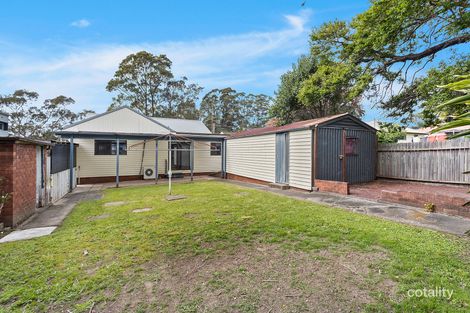 Property photo of 46 Blackman Parade Unanderra NSW 2526