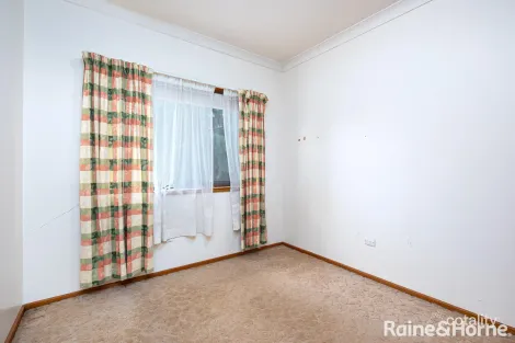 Property photo of 100 Best Street Wagga Wagga NSW 2650
