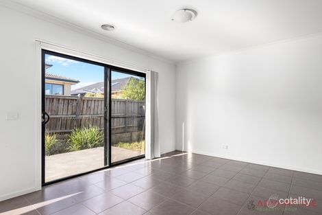 Property photo of 162 Haze Drive Point Cook VIC 3030