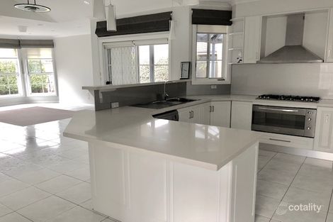 Property photo of 8 Kirkham Drive Greenvale VIC 3059