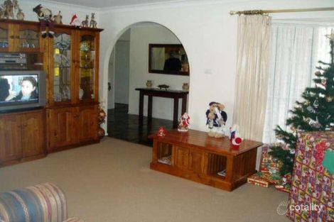 Property photo of 5 Malachite Road Eagle Vale NSW 2558