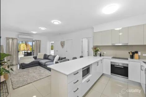 Property photo of 6/12 Drayton Terrace Wynnum QLD 4178