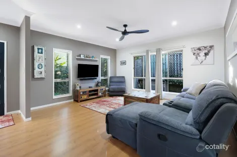 Property photo of 6 Skyvine Court Upper Coomera QLD 4209