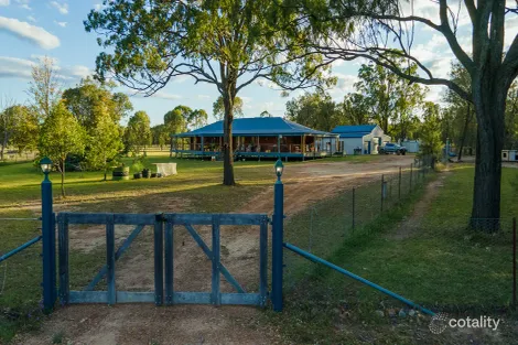 40 Twidale Lane, Leyburn, QLD 4365
