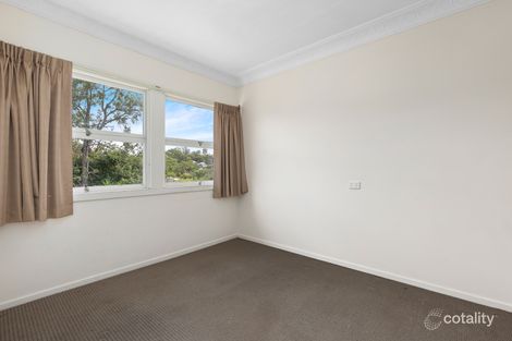 Property photo of 26 Viminal Hill Crescent Seven Hills QLD 4170