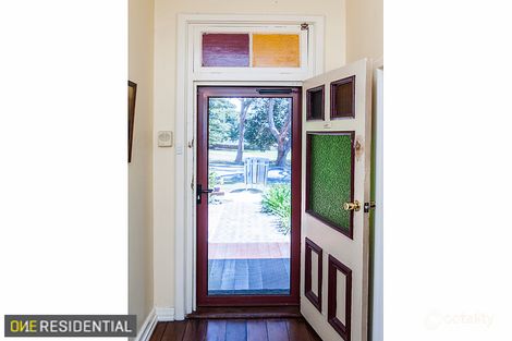 Property photo of 46 McKimmie Road Palmyra WA 6157