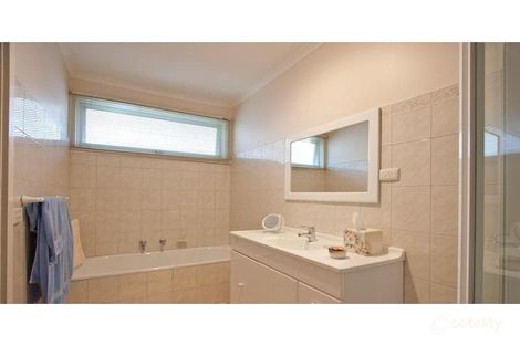 Property photo of 1/37 The Avenue Blackburn VIC 3130