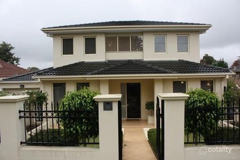 1/10 Tennyson St, Burwood, VIC 3125