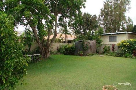 Property photo of 10 Dunnes Avenue Hope Island QLD 4212