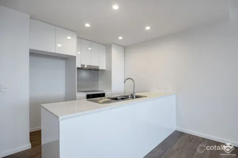 Property photo of 2 Main Street Varsity Lakes QLD 4227