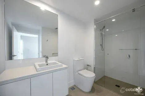 Property photo of 2 Main Street Varsity Lakes QLD 4227