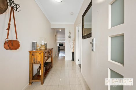 Property photo of 5 Thoresby Circuit Craigieburn VIC 3064