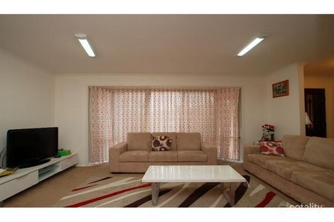 Property photo of 15 Goodenia Close Meadow Heights VIC 3048