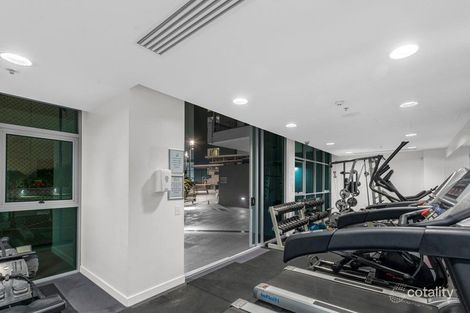 Property photo of 143/30 Macrossan Street Brisbane City QLD 4000