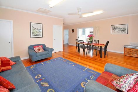 Property photo of 121 Bowes Avenue Airport West VIC 3042