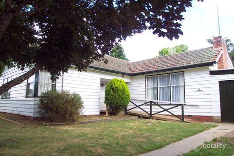 2 Orama Ave, Wendouree, VIC 3355