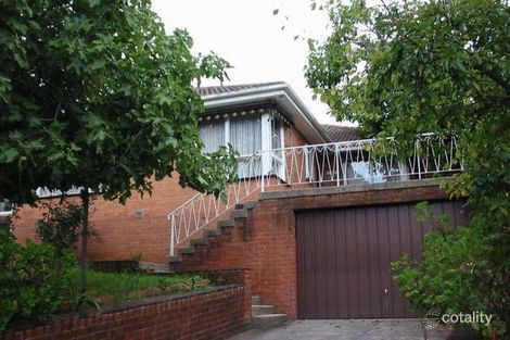 25 Winton St, Burwood, VIC 3125