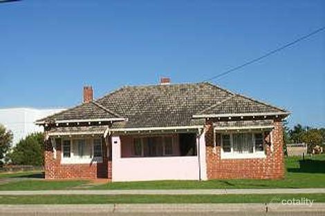 11 Pattie St, Cannington, WA 6107