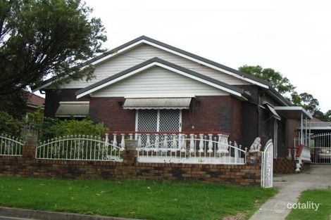 27 Griffiths Ave, Punchbowl, NSW 2196