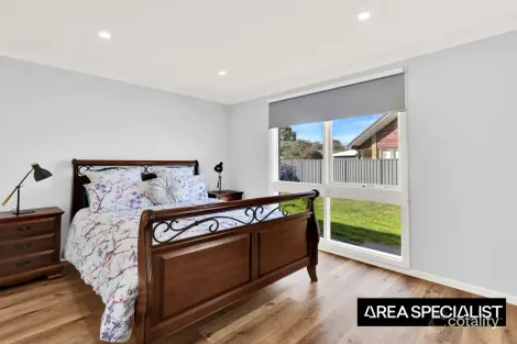Property photo of 39 Rathdowne Circuit Melton West VIC 3337