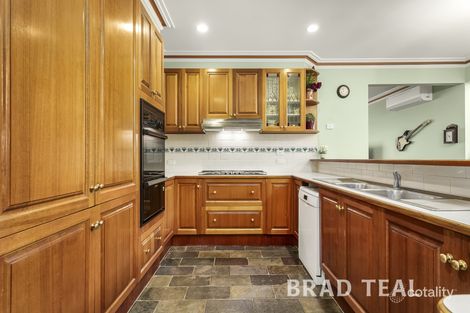 Property photo of 60 Burrowye Crescent Keilor VIC 3036
