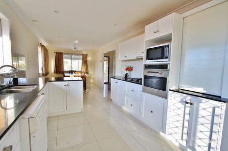 Property photo of 30 Valentia Street Mansfield QLD 4122