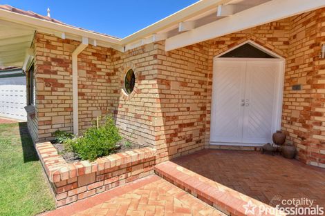 Property photo of 27 Westminster Grove Port Kennedy WA 6172