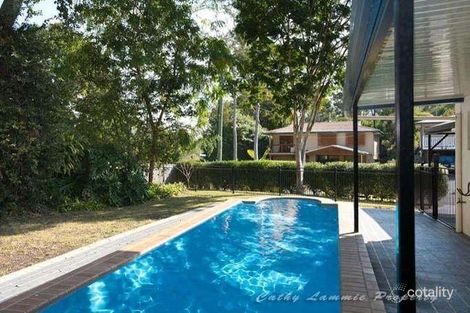 Property photo of 32 Fallbrook Street Kenmore QLD 4069