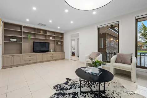 Property photo of 229 Dalton Road Lalor VIC 3075