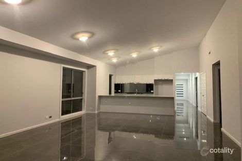 5 Meale Ave, Gledswood Hills, NSW 2557