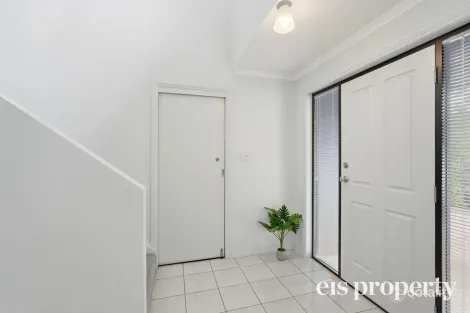 Property photo of 2/98 Sunshine Road Austins Ferry TAS 7011