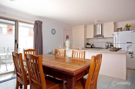 Property photo of 19 Greenview Circuit Epsom VIC 3551