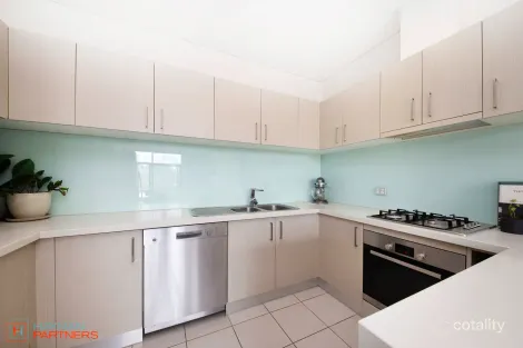 Property photo of 31/29 State Circle Deakin ACT 2600