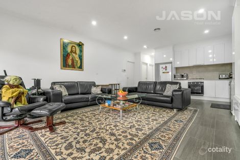 Property photo of 7 Martinshaw Road Mickleham VIC 3064