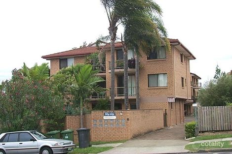 2/6 Lenneberg St, Southport, QLD 4215