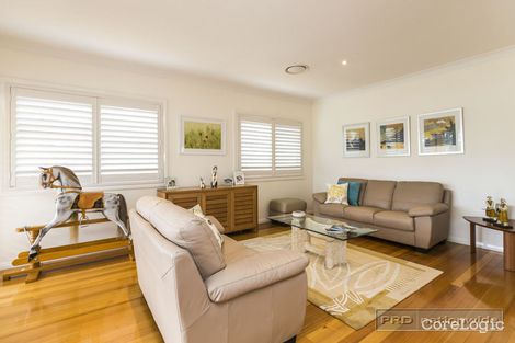 Property photo of 2/622 Macquarie Drive Eleebana NSW 2282
