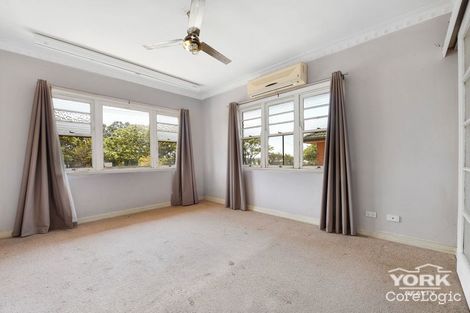 Property photo of 16 Underwood Crescent Harristown QLD 4350