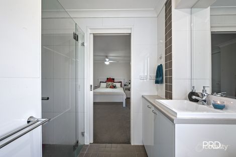Property photo of 43 Bunnal Avenue Winmalee NSW 2777