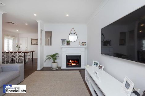 Property photo of 40 Links Way Narellan NSW 2567