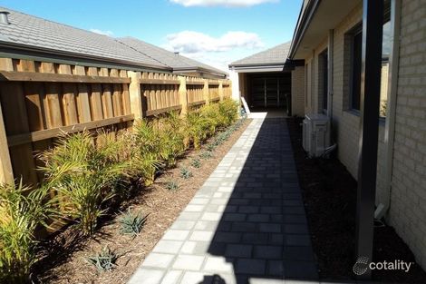 Property photo of 8 Coldstream Pass Ellenbrook WA 6069