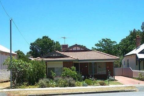 25 London St, Mount Hawthorn, WA 6016