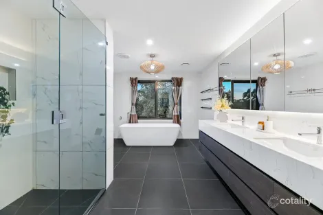 Property photo of 27 Belvedere Avenue Wheelers Hill VIC 3150
