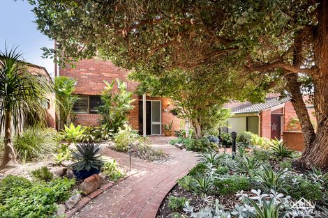 4/12 Queenslea Dr, Claremont, WA 6010