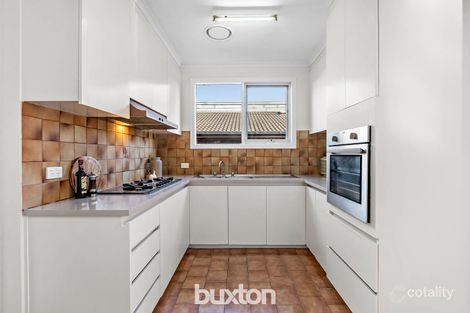 Property photo of 2/24 Myrtle Road Hampton VIC 3188