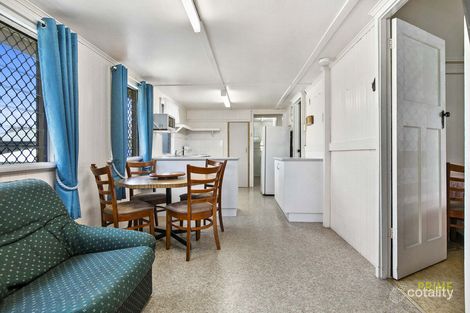 24 Cunningham St, Torquay, QLD 4655