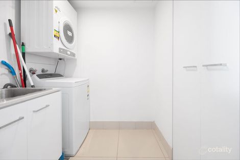 Property photo of 2808/25-31 East Quay Drive Biggera Waters QLD 4216