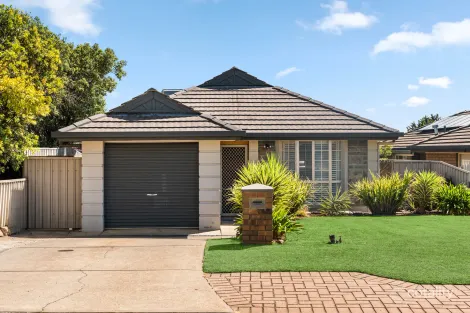 6 Corbyn Ct, Moana, SA 5169