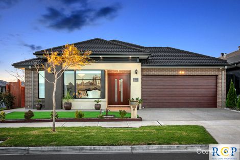 Property photo of 17 Applegate Crescent Tarneit VIC 3029