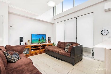 Property photo of 12/1-5 Parkside Crescent Campbelltown NSW 2560