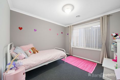 3 Finch Ct, Drouin, VIC 3818